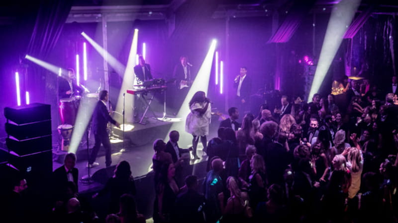 Dora_live_band_media_4